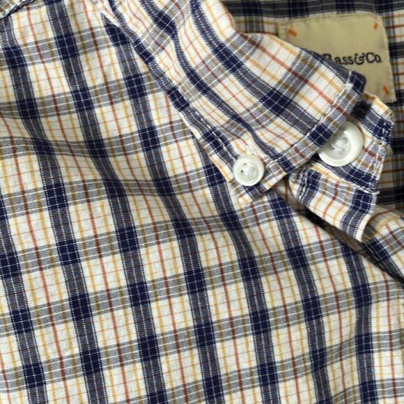 GH Bass dress shirt button down‎ Oxford in classic plaid size L navy and white - Picture 3 of 4